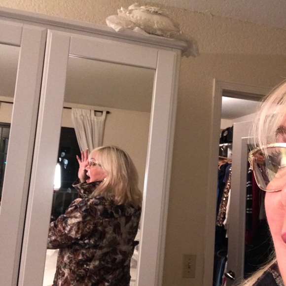 ♦️Reversible Asian print on Black or Lime Green. - Picture 4 of 7